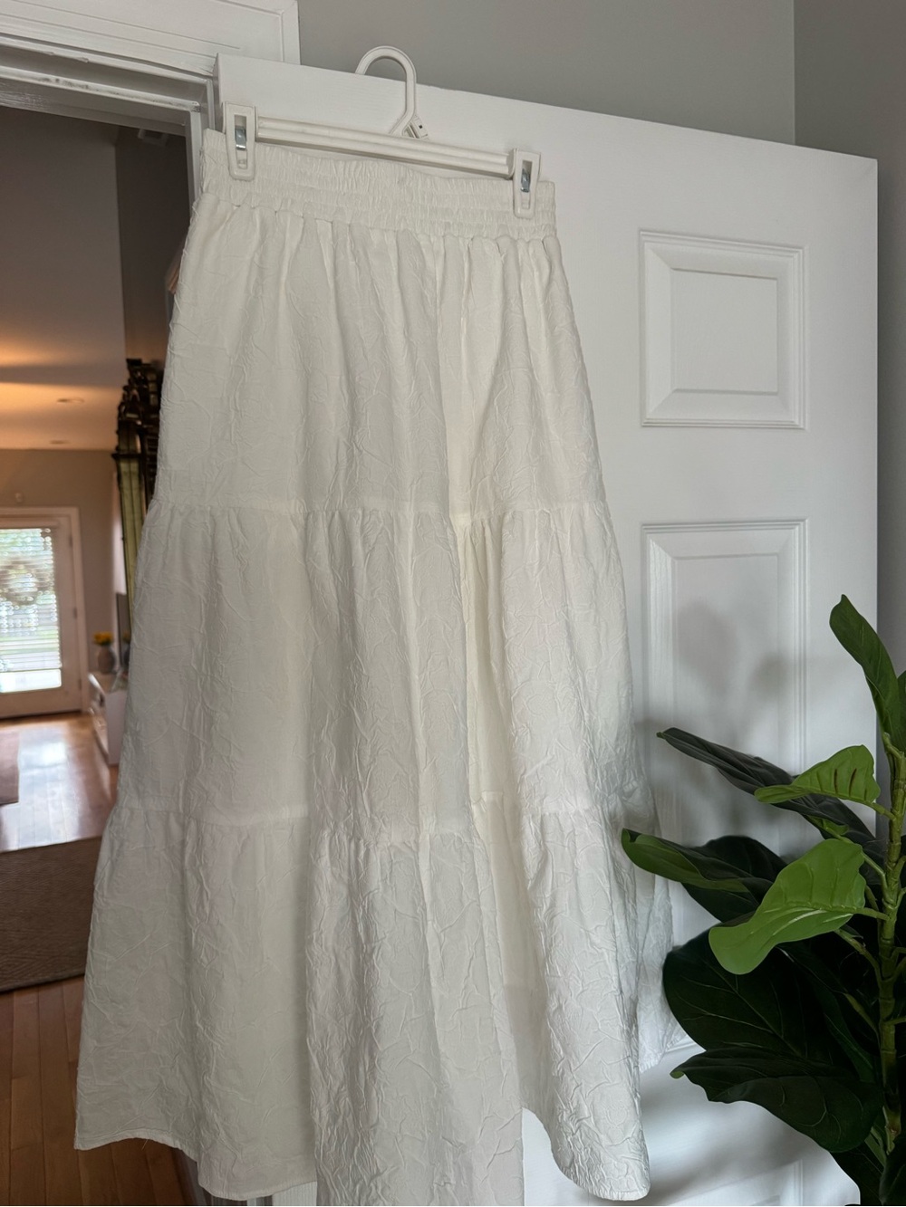2.7 August Apparel White Tiered Maxi Skirt